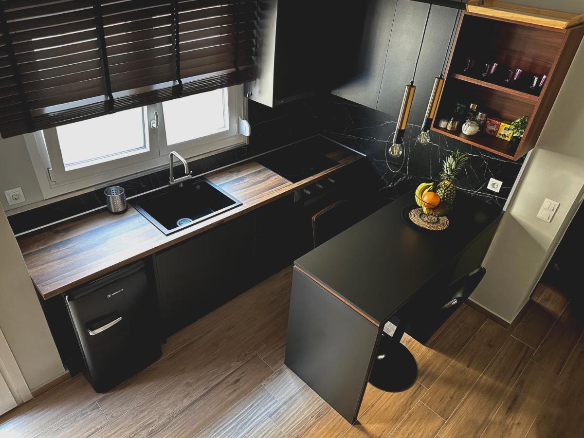 Comfy Den By Cozy Stories Apartment Alexandroúpolis Ngoại thất bức ảnh
